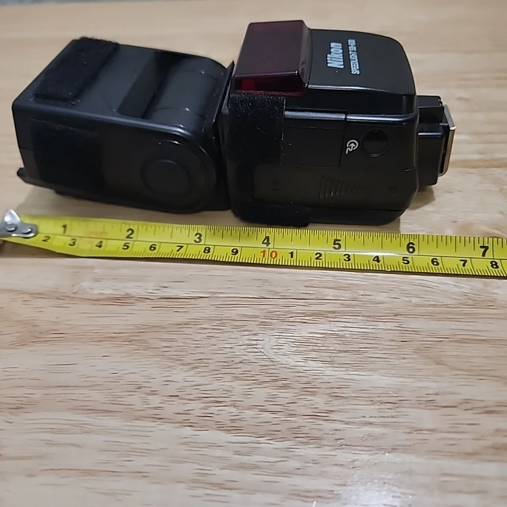 Nikon Speedlight SB-600 Mount Flash / Works GREAT!